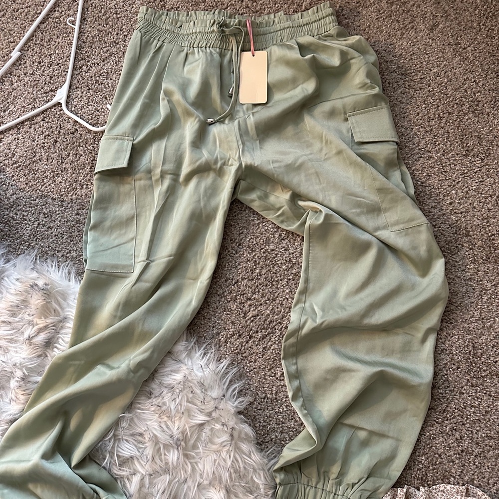 Magnolia boutique pants tags on